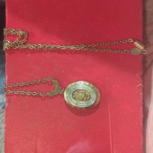 VINTAGE Locket Necklace 15 1/2" Long Pendant With Rose On Cover